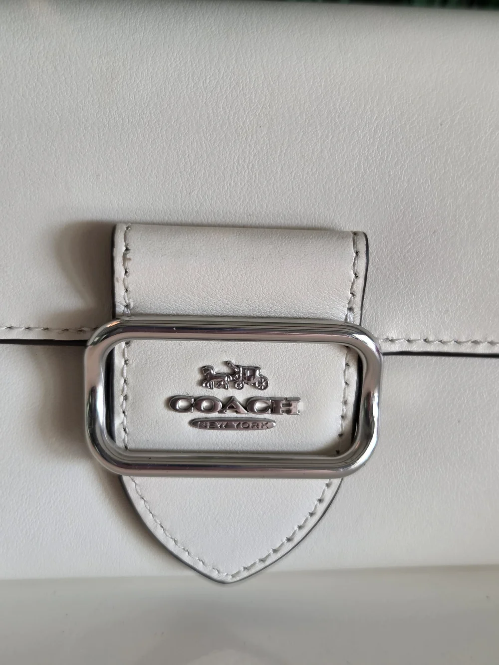 COACH Chalk Leather Morgan Slim Wallet - EUC